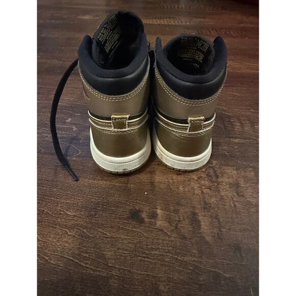Toddler air Jordan retro 1 high OG black/gold size 10c - Picture 6 of 7